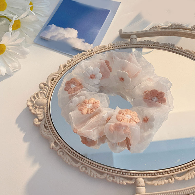 Embroided Organza Scrunches