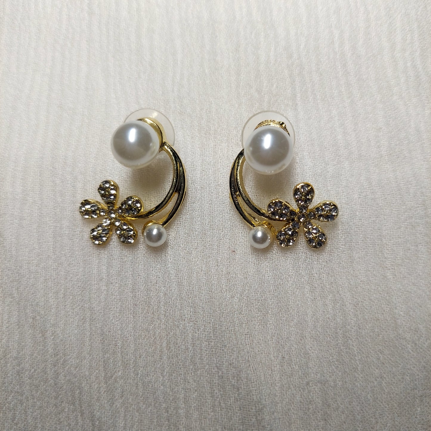 Flower and Pearl Earrings